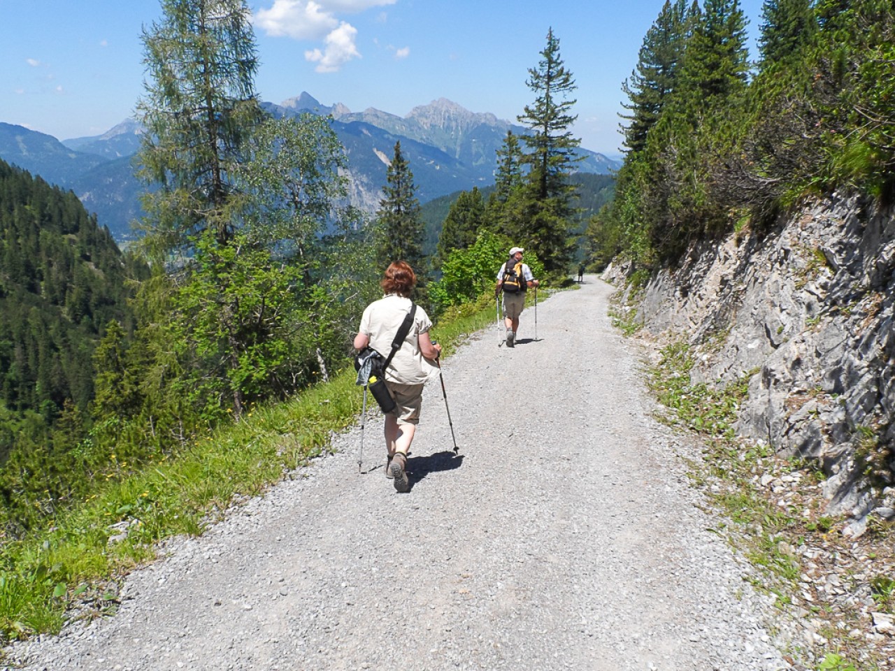  Der Weg ist einfach, aber weit nach Rieden