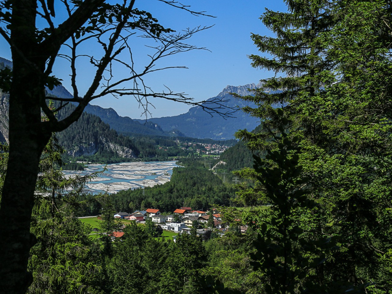 Rieden und die Lechauen