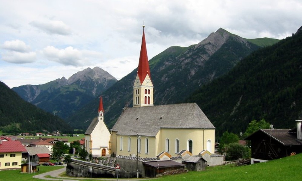  Kirche Holzgau