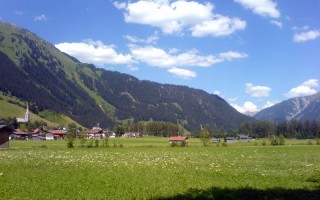  Holzgau talabwärts