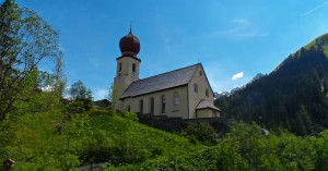  Kirche in Namlos - Esther Kerber
