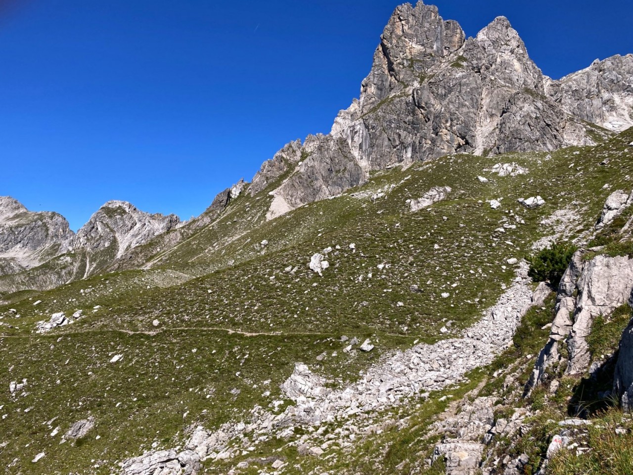  Enzensbergerweg
