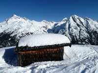 verschneite Hütte - Stefan Moosbrugger