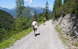  Der Weg ist einfach, aber weit nach Rieden