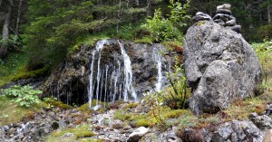  kleiner Wasserfall
