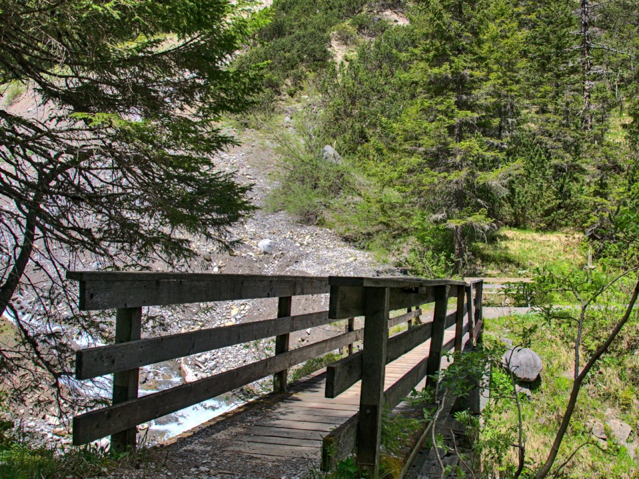 Bruecke ueber den Bernhardsbach