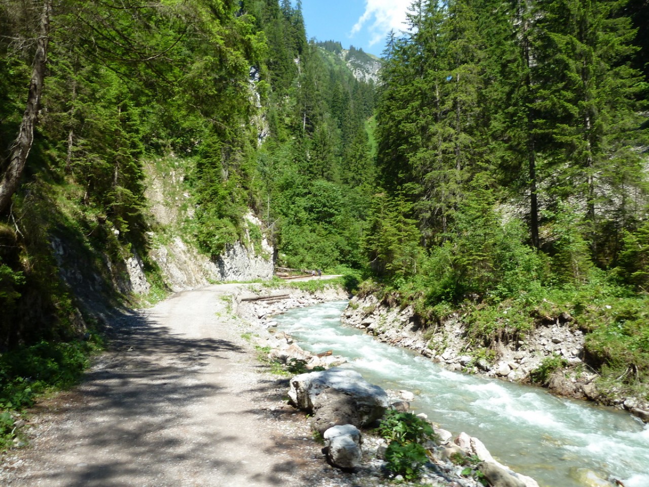  Höhenbachtal bei Holzgau