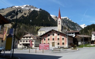  Holzgau Ortszentrum