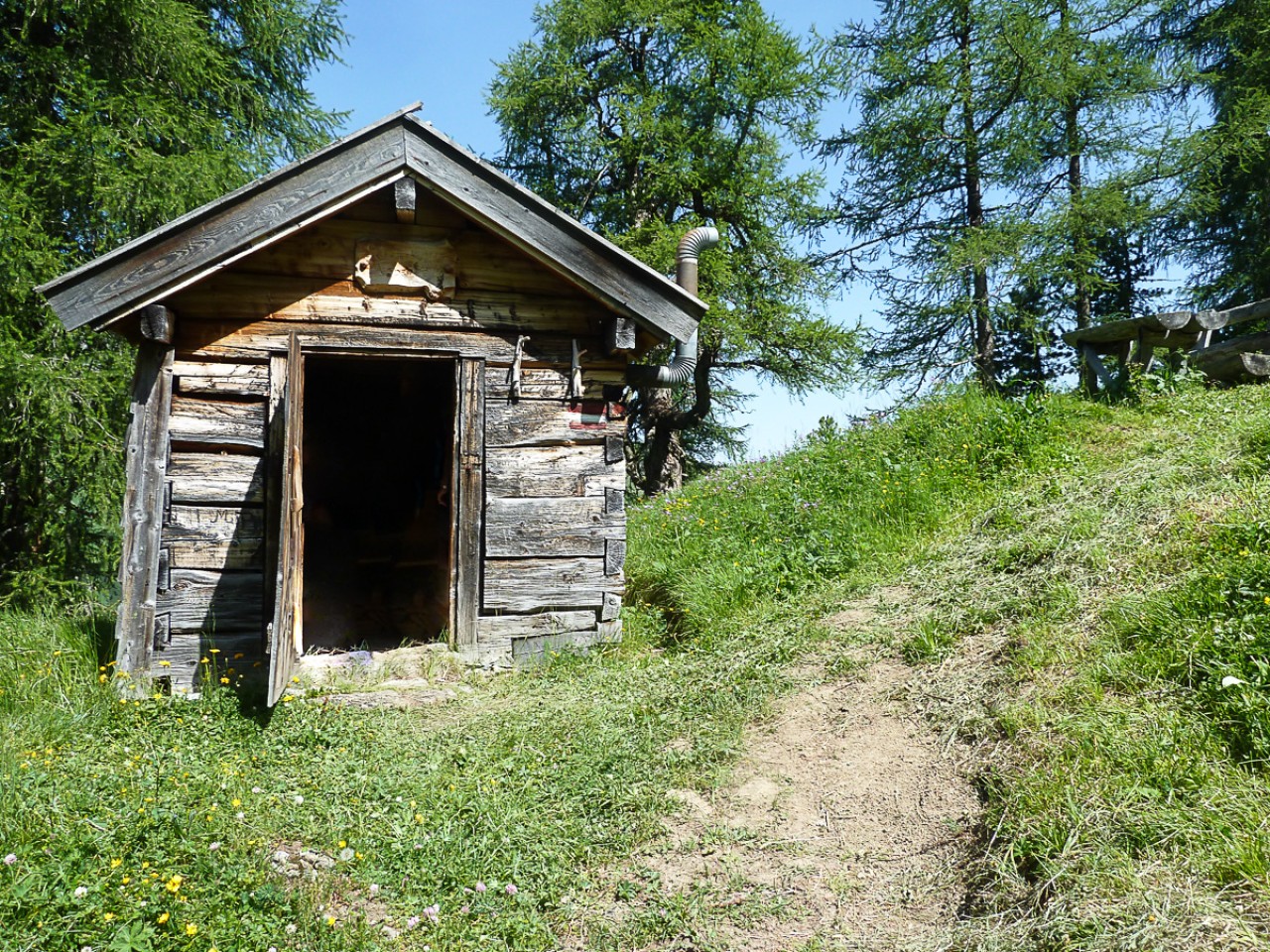 Hütte