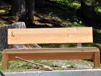 Holzgau im Frühling - Sitzbank