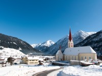 Holzgau Kirche