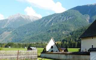  Beinhaus Elbigenalp