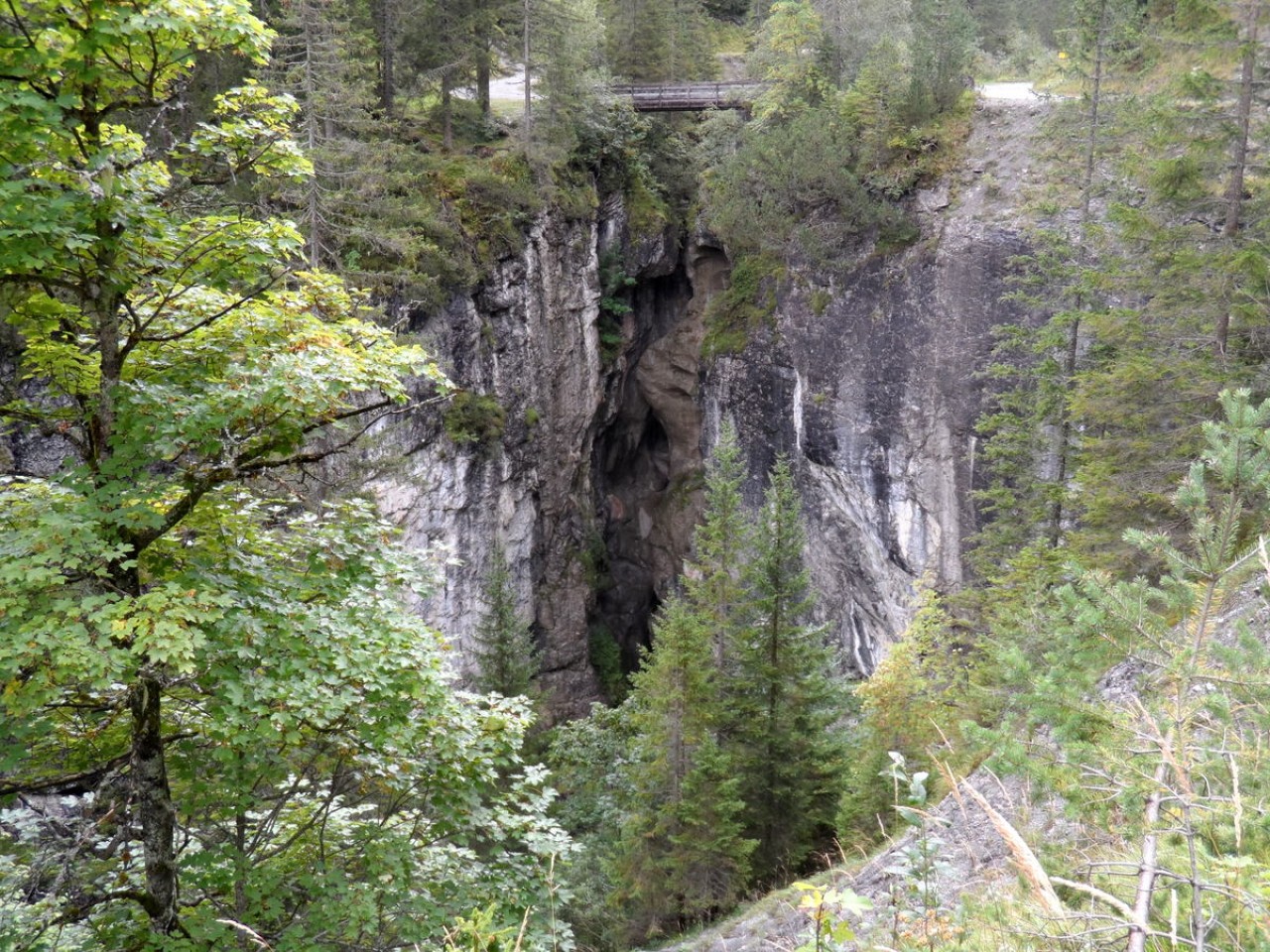  Hölltalschlucht