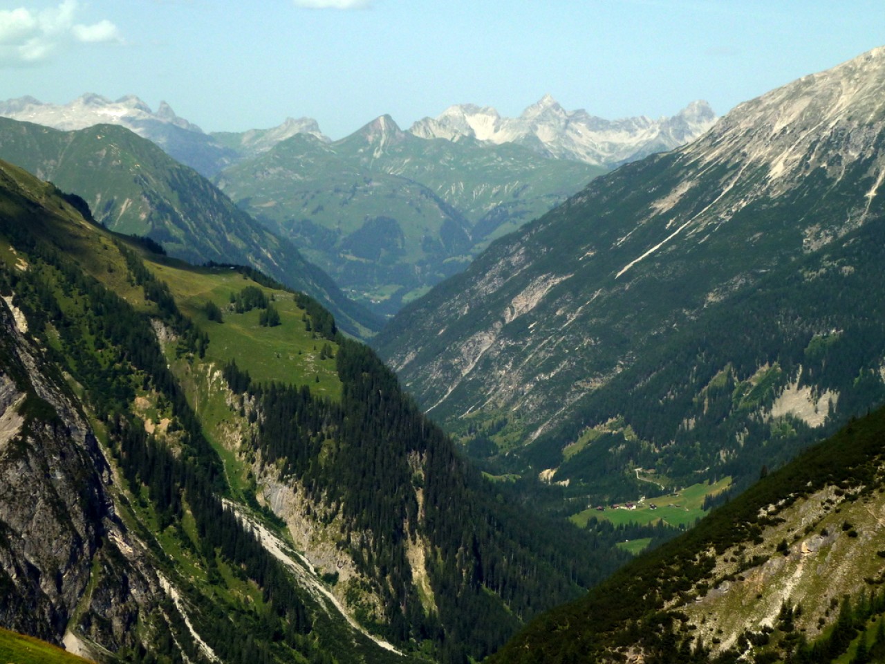  Blick durchs Madautal auf die Allgäuer Alpen