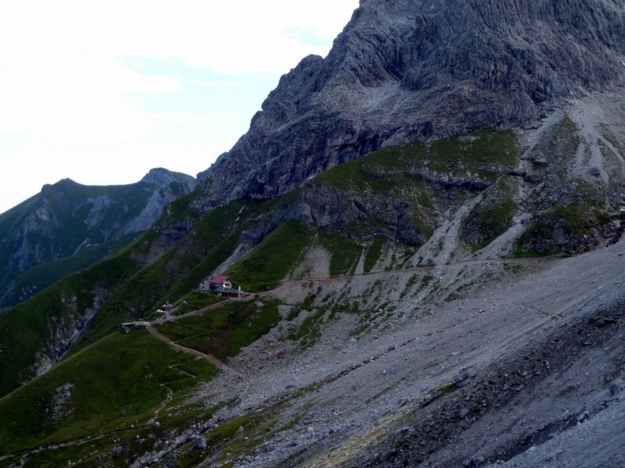  Blick aufs Waltenberger Haus