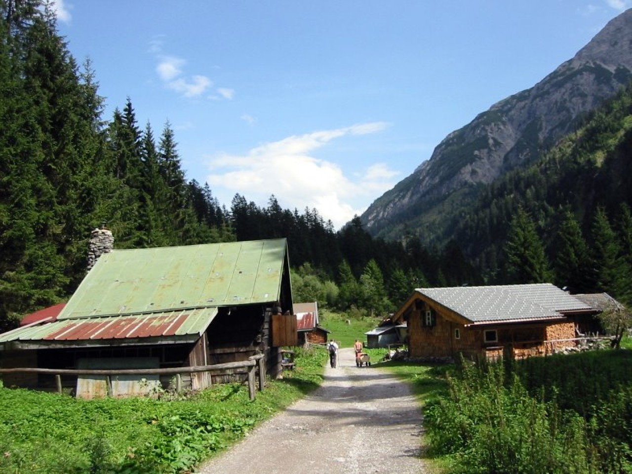  Drähütten