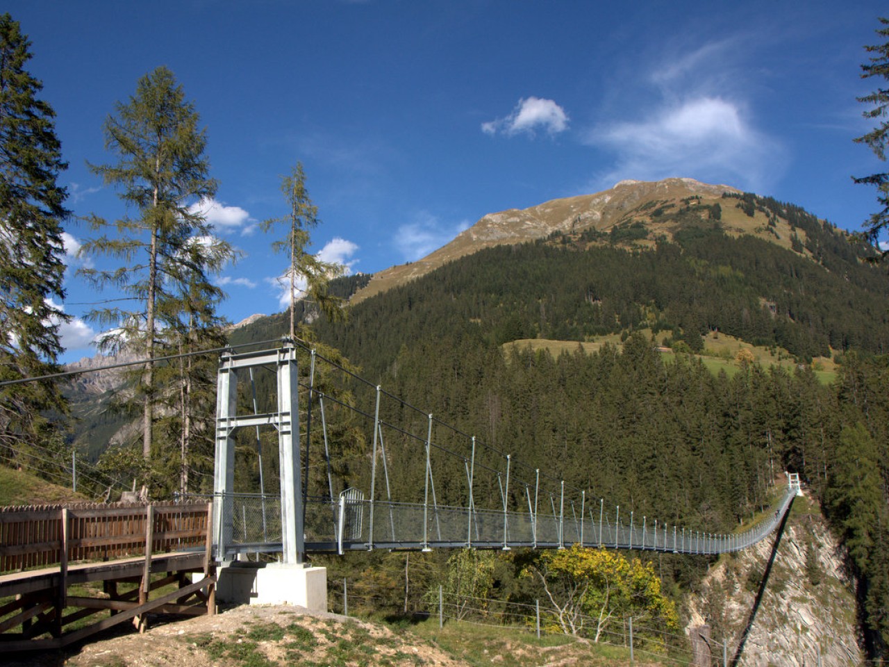  Hängebrücke Holzgau