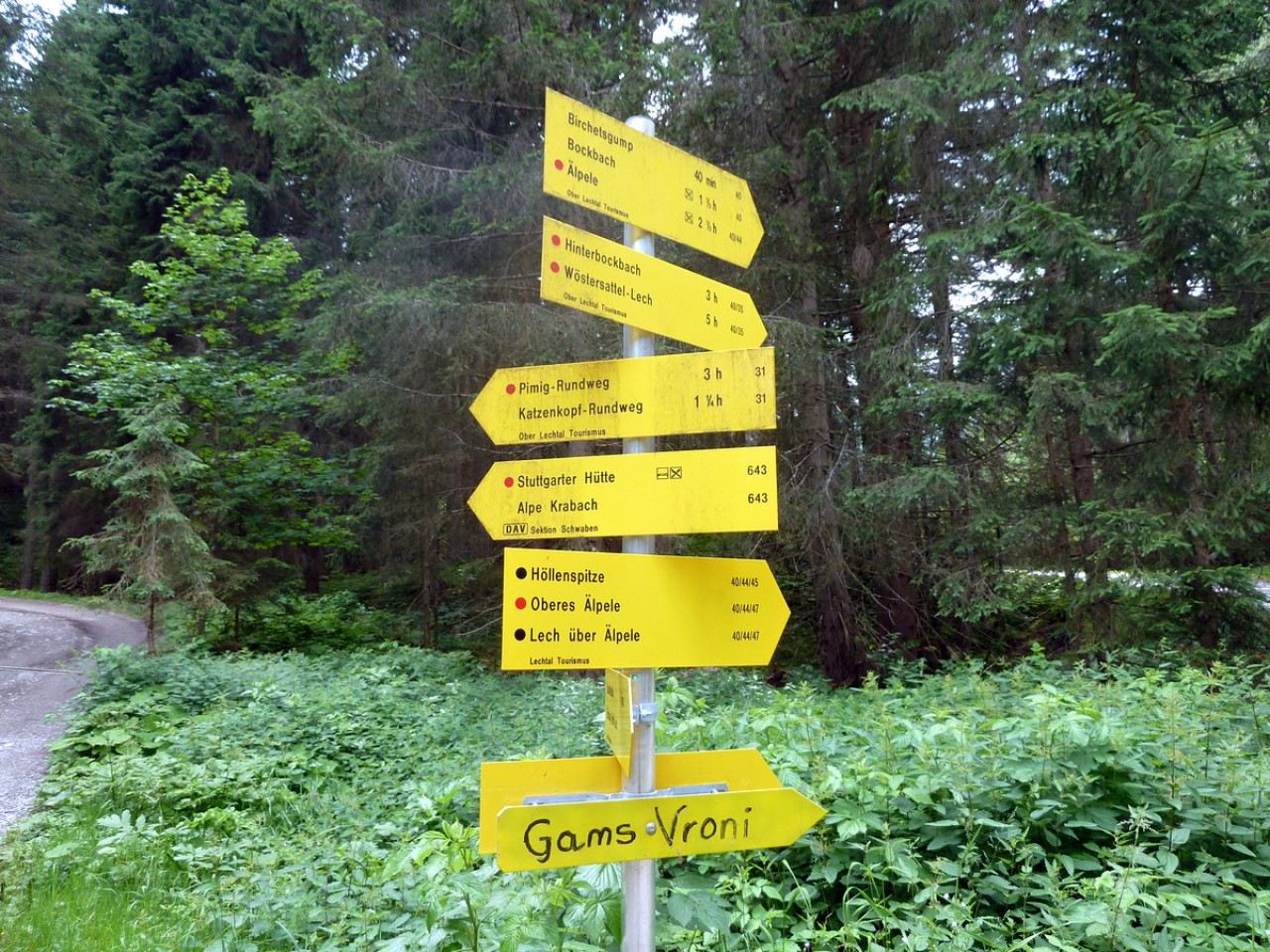  Wegweiser - Abzweigung Krabach