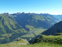 Zwölferkopf - Blick hinunter nach Holzgau