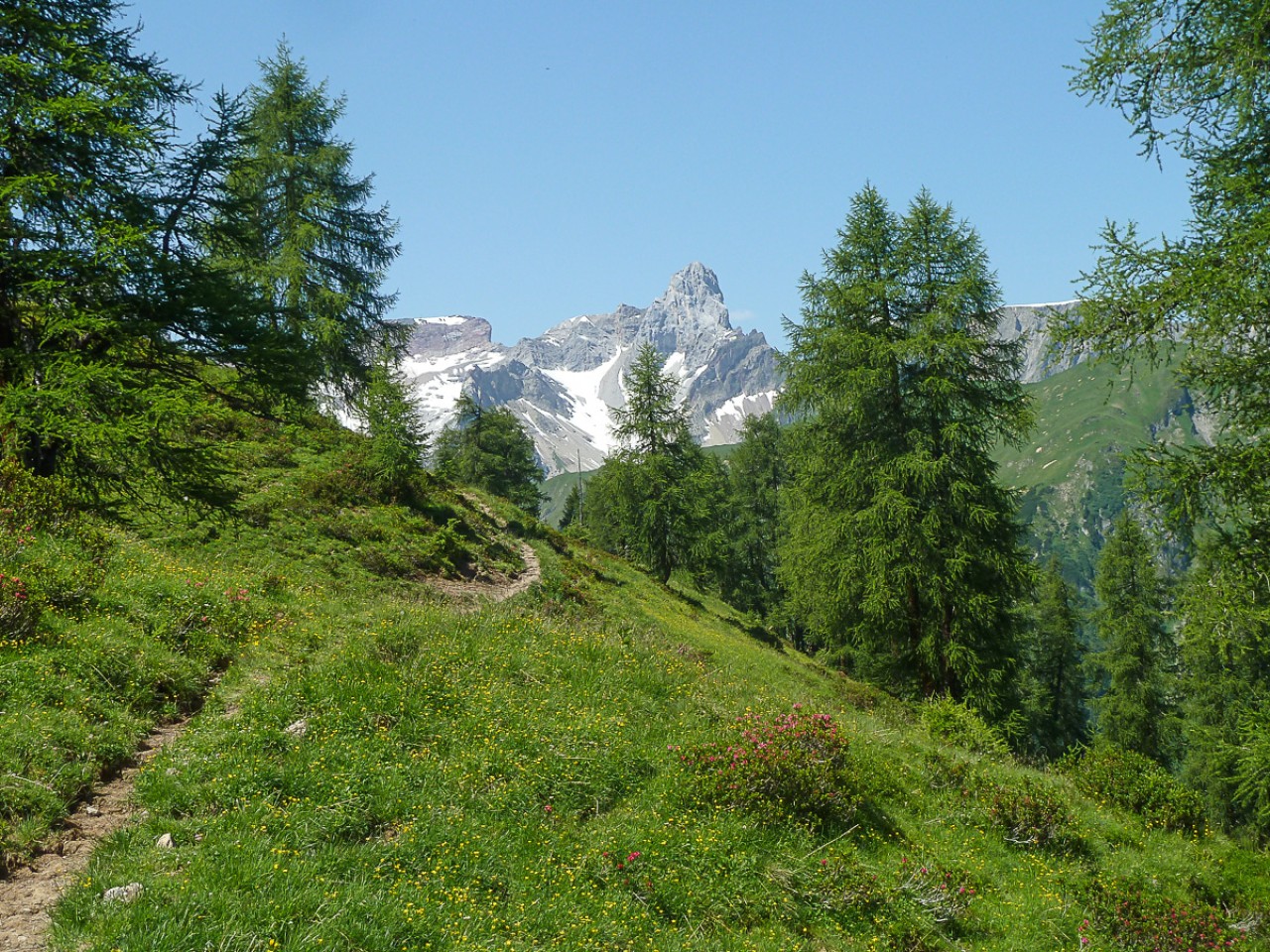  Blick zur Feuerspitze und zur Holzgauer Wetterspitze