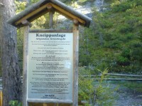 Kneippanlage beim Wasserfall