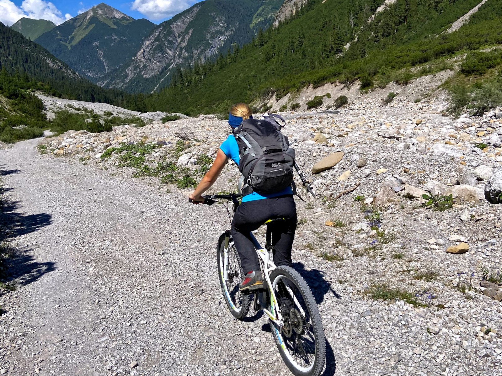 hike & bike
